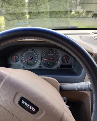 Volvo V70 cena 12900 przebieg: 480000, rok produkcji 2001 z Pszów małe 254